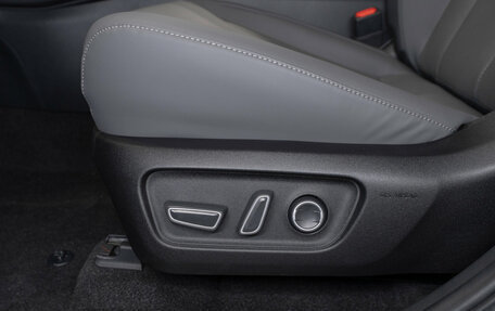 Toyota RAV4, 2025 год, 5 000 000 рублей, 23 фотография