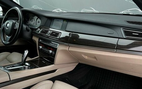 BMW 7 серия, 2009 год, 1 747 800 рублей, 8 фотография