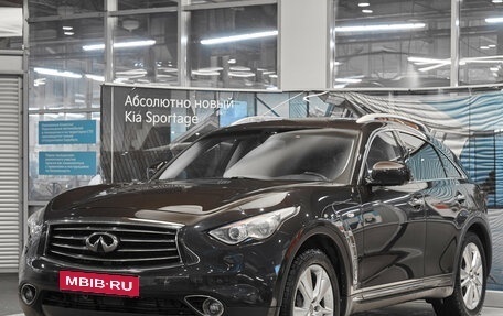 Infiniti FX II, 2013 год, 1 675 000 рублей, 1 фотография