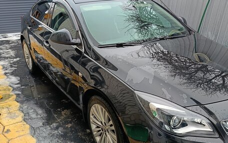 Opel Insignia II рестайлинг, 2014 год, 1 300 000 рублей, 2 фотография