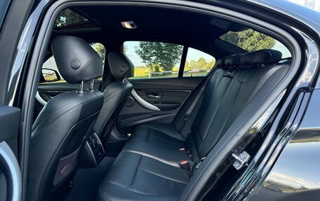 BMW 3 серия, 2018 год, 2 790 000 рублей, 15 фотография