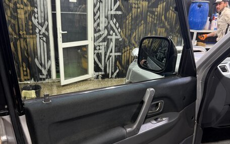 Mitsubishi Pajero III рестайлинг, 1998 год, 1 300 000 рублей, 10 фотография