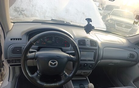 Mazda 323, 2000 год, 300 000 рублей, 5 фотография