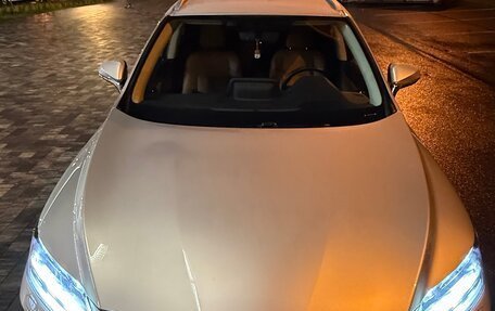 Lexus RX IV рестайлинг, 2019 год, 6 000 000 рублей, 2 фотография