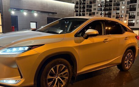 Lexus RX IV рестайлинг, 2019 год, 6 000 000 рублей, 6 фотография