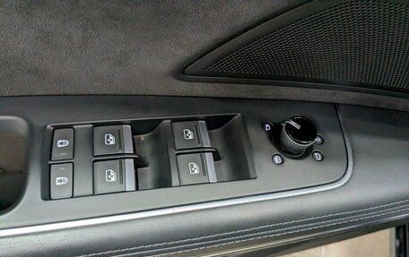 Audi A8, 2018 год, 4 150 000 рублей, 11 фотография