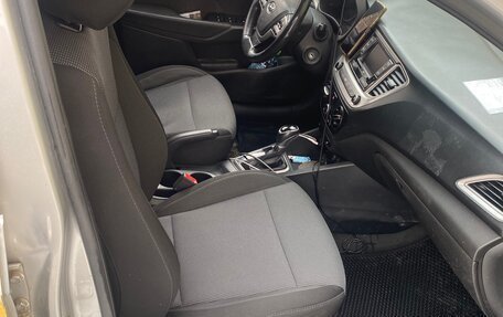 Hyundai Solaris II рестайлинг, 2019 год, 670 000 рублей, 3 фотография