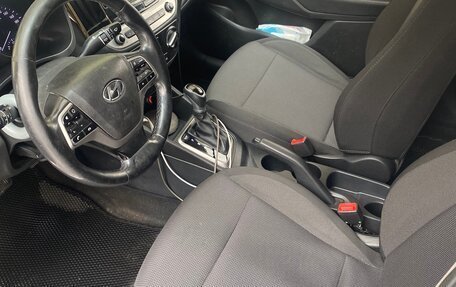 Hyundai Solaris II рестайлинг, 2019 год, 670 000 рублей, 16 фотография