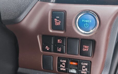 Toyota Esquire I, 2018 год, 2 250 000 рублей, 11 фотография