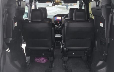 Toyota Esquire I, 2018 год, 2 250 000 рублей, 14 фотография