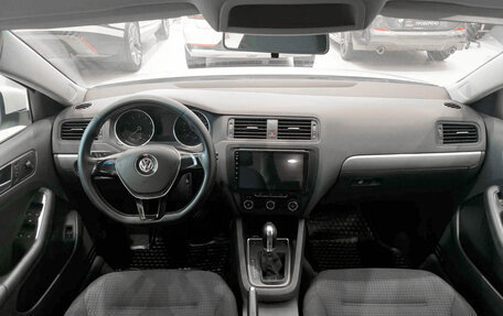 Volkswagen Jetta VI, 2016 год, 1 450 000 рублей, 18 фотография