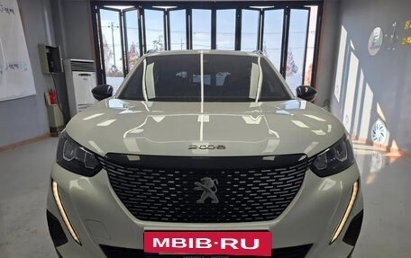 Peugeot 2008 II, 2022 год, 1 470 000 рублей, 3 фотография