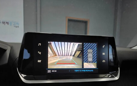 Peugeot 2008 II, 2022 год, 1 470 000 рублей, 11 фотография