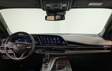 Cadillac Escalade V, 2023 год, 12 990 000 рублей, 16 фотография