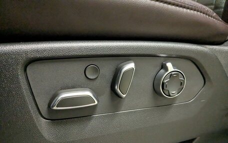 Cadillac Escalade V, 2023 год, 12 990 000 рублей, 23 фотография