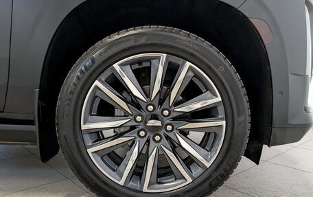 Cadillac Escalade V, 2023 год, 12 990 000 рублей, 20 фотография