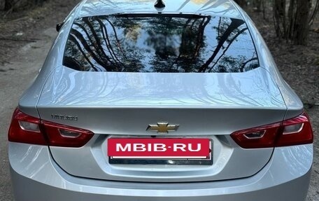 Chevrolet Malibu IX, 2017 год, 1 185 000 рублей, 12 фотография