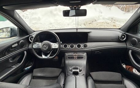 Mercedes-Benz E-Класс, 2019 год, 3 600 000 рублей, 8 фотография