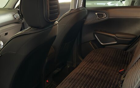 KIA Soul III, 2022 год, 1 750 000 рублей, 10 фотография