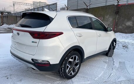 KIA Sportage IV рестайлинг, 2021 год, 1 860 000 рублей, 5 фотография