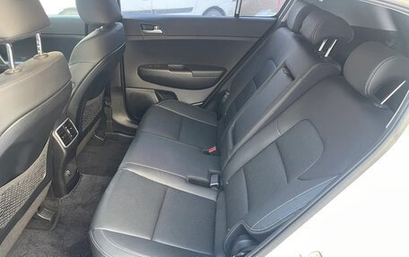 KIA Sportage IV рестайлинг, 2021 год, 1 860 000 рублей, 11 фотография