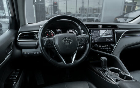 Toyota Camry, 2019 год, 2 845 000 рублей, 7 фотография