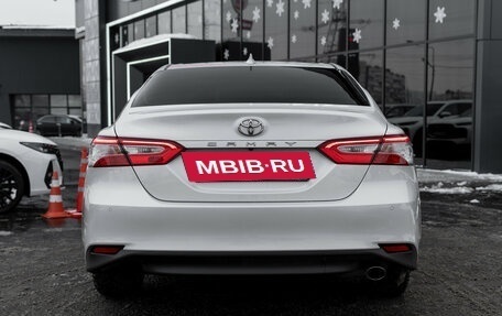 Toyota Camry, 2019 год, 2 845 000 рублей, 6 фотография