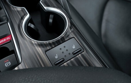 Toyota Camry, 2019 год, 2 845 000 рублей, 15 фотография