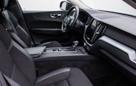 Volvo XC60 II, 2018 год, 3 320 000 рублей, 9 фотография