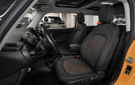 MINI Hatch, 2017 год, 2 170 000 рублей, 9 фотография