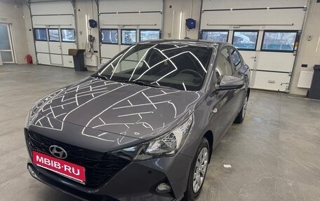 Hyundai Solaris II рестайлинг, 2022 год, 1 700 000 рублей, 1 фотография