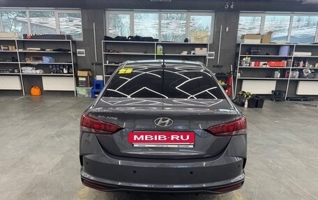 Hyundai Solaris II рестайлинг, 2022 год, 1 700 000 рублей, 3 фотография