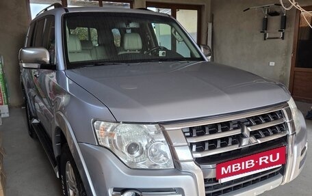 Mitsubishi Pajero IV, 2017 год, 3 100 000 рублей, 2 фотография