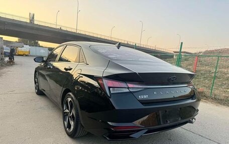 Hyundai Elantra, 2022 год, 1 290 000 рублей, 4 фотография