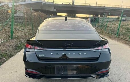 Hyundai Elantra, 2022 год, 1 290 000 рублей, 5 фотография