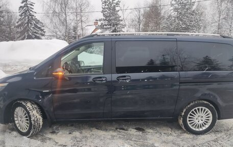 Mercedes-Benz V-Класс, 2016 год, 4 500 000 рублей, 7 фотография