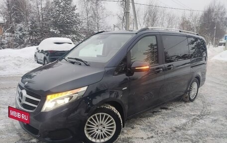 Mercedes-Benz V-Класс, 2016 год, 4 500 000 рублей, 8 фотография