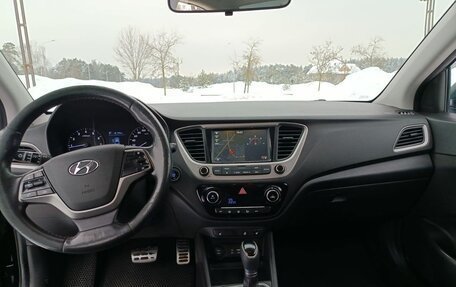 Hyundai Solaris II рестайлинг, 2017 год, 1 190 000 рублей, 8 фотография