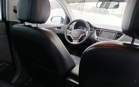 Hyundai Solaris II рестайлинг, 2017 год, 1 190 000 рублей, 14 фотография