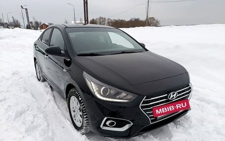 Hyundai Solaris II рестайлинг, 2017 год, 1 190 000 рублей, 32 фотография