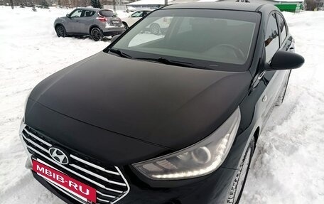 Hyundai Solaris II рестайлинг, 2017 год, 1 190 000 рублей, 33 фотография