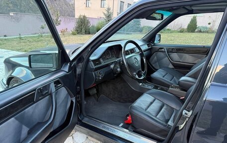 Mercedes-Benz E-Класс, 1994 год, 8 100 000 рублей, 7 фотография