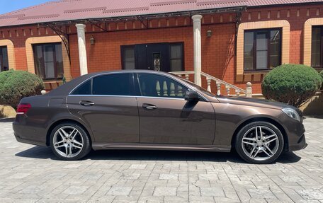 Mercedes-Benz E-Класс, 2014 год, 2 350 000 рублей, 7 фотография