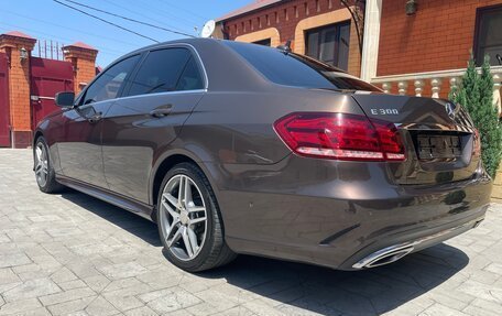 Mercedes-Benz E-Класс, 2014 год, 2 350 000 рублей, 11 фотография