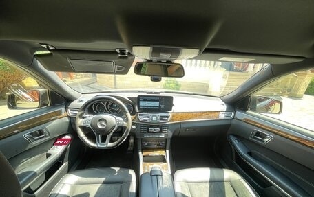 Mercedes-Benz E-Класс, 2014 год, 2 350 000 рублей, 14 фотография