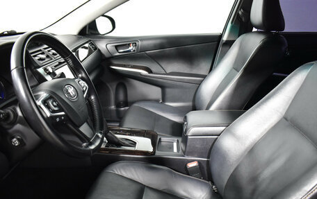 Toyota Camry, 2016 год, 2 399 000 рублей, 10 фотография