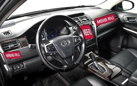 Toyota Camry, 2016 год, 2 399 000 рублей, 9 фотография