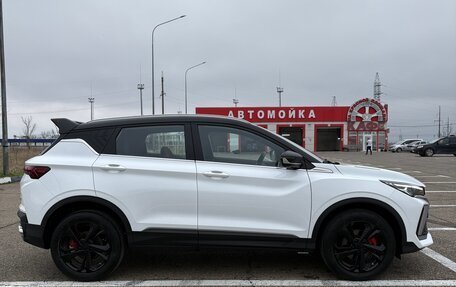 Geely Coolray I, 2023 год, 2 240 000 рублей, 3 фотография