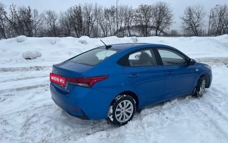 Hyundai Solaris II рестайлинг, 2019 год, 1 050 000 рублей, 5 фотография