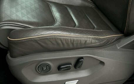 Volkswagen Touareg III, 2018 год, 4 495 900 рублей, 6 фотография